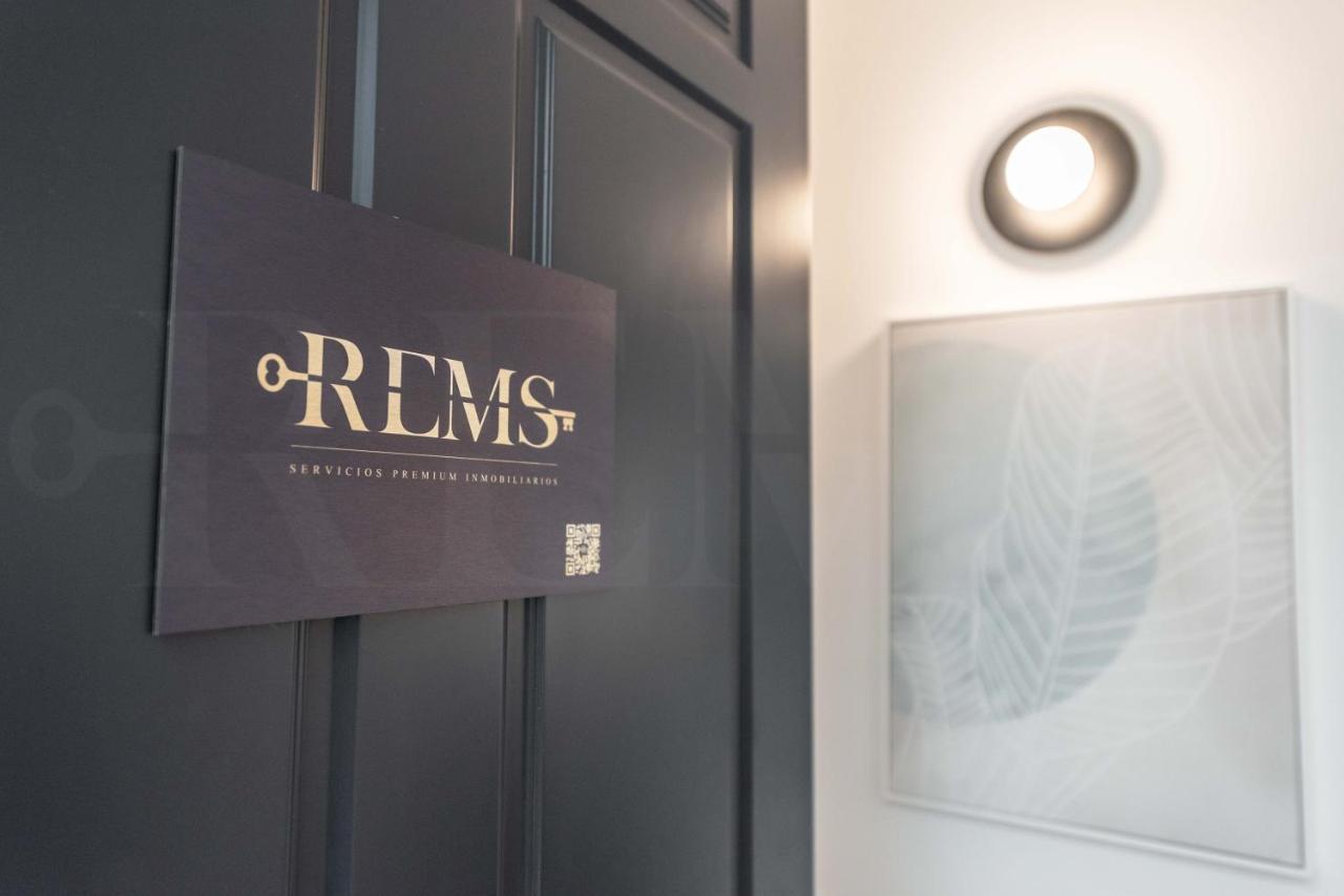 Penthouse Suite With Rooftop In The Heart Of Malaga By Rems Екстер'єр фото